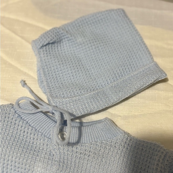 Vintage Blue Kids Matching Set with Hat and Booties - Picture 5 of 13